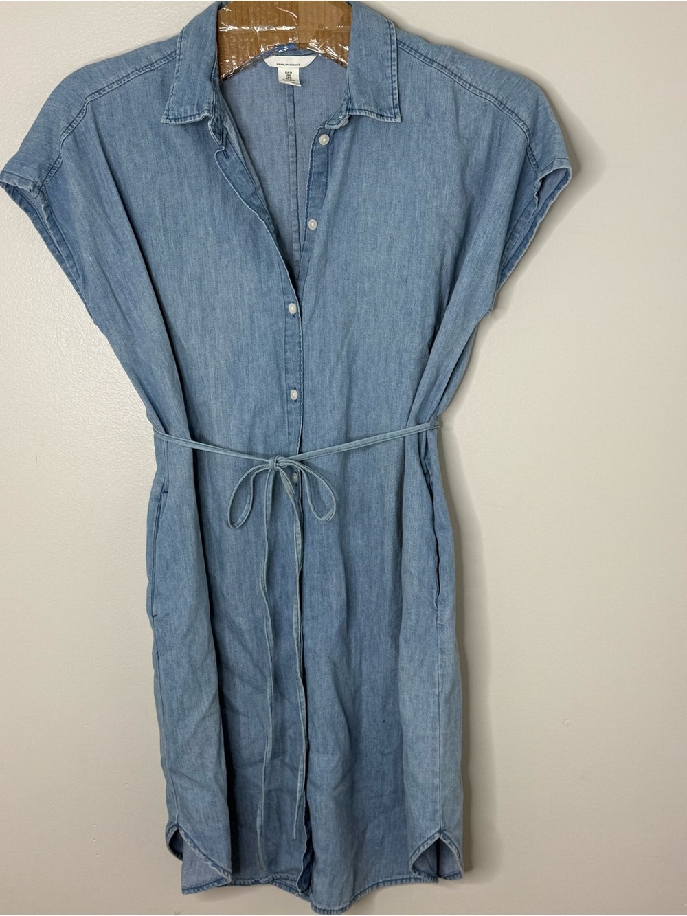 H&M Women’s Medium Maternity Denim Cap Sleeve Dress Tie Middle